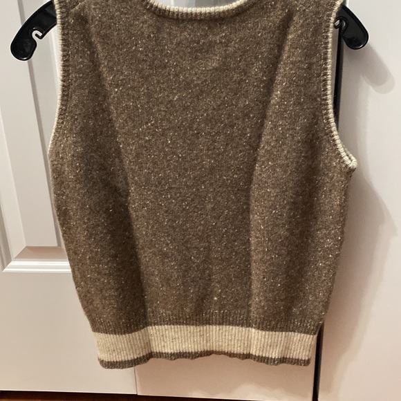 Neiman Marcus Sleeveless CASHMERE Sweater - Picture 6 of 7